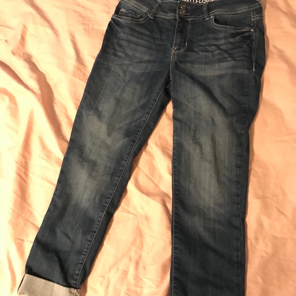 Wallflower capris